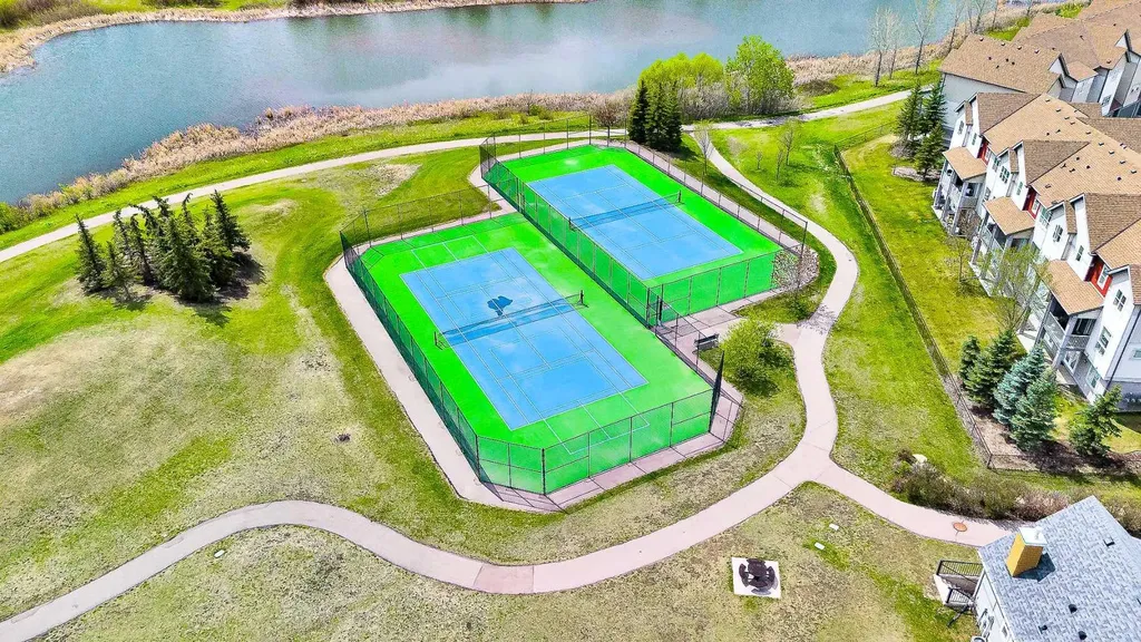 242 Copperstone Grove SE Calgary AB T2Z 4X7
