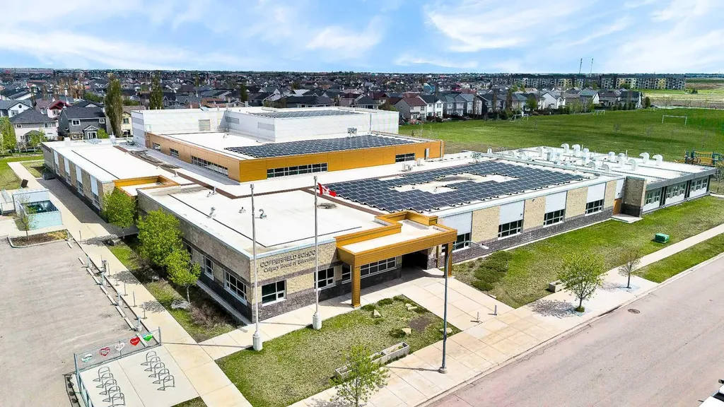 242 Copperstone Grove SE Calgary AB T2Z 4X7