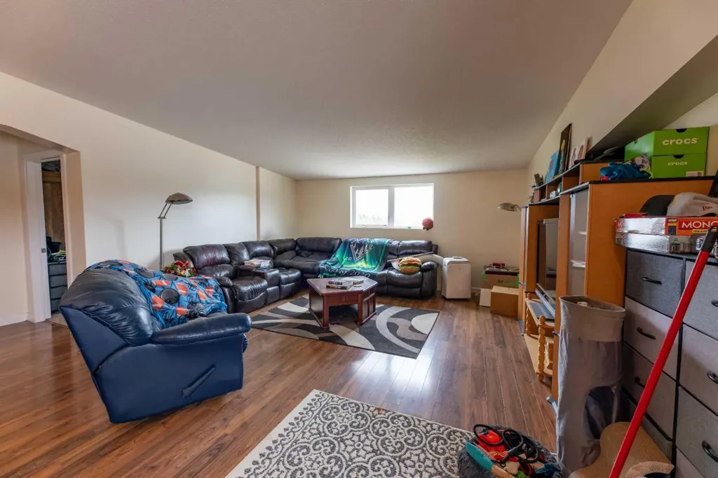 120 Steele Crescent Hinton AB T7V 2G5