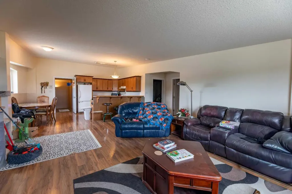 120 Steele Crescent Hinton AB T7V 2G5