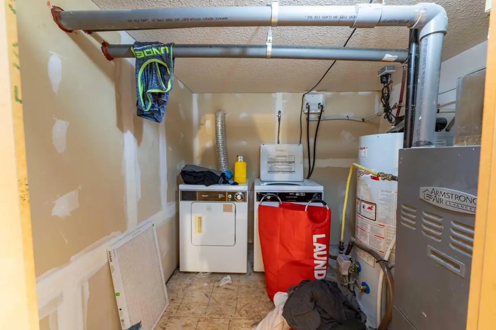 120 Steele Crescent Hinton AB T7V 2G5