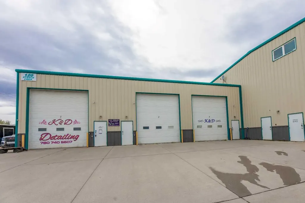 120 Steele Crescent Hinton AB T7V 2G5