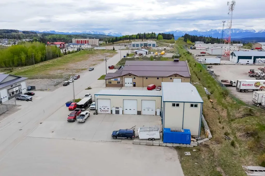 120 Steele Crescent Hinton AB T7V 2G5