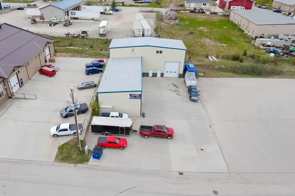 120 Steele Crescent Hinton AB T7V 2G5