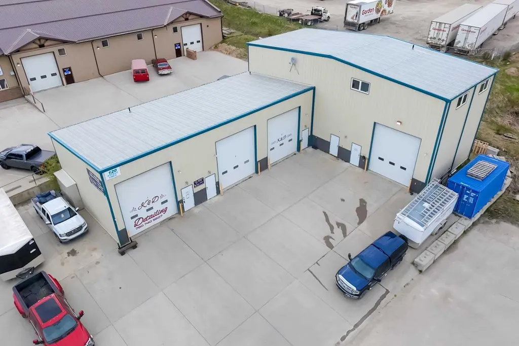 120 Steele Crescent Hinton AB T7V 2G5