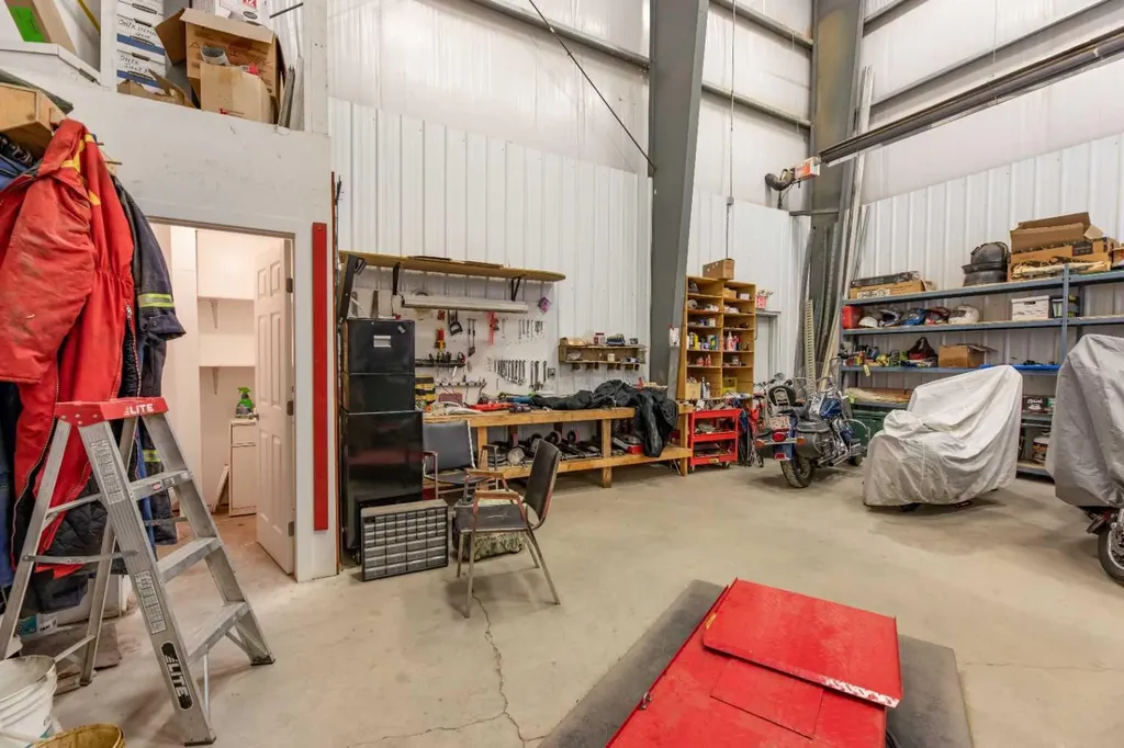 120 Steele Crescent Hinton AB T7V 2G5