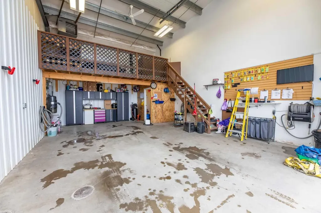 120 Steele Crescent Hinton AB T7V 2G5