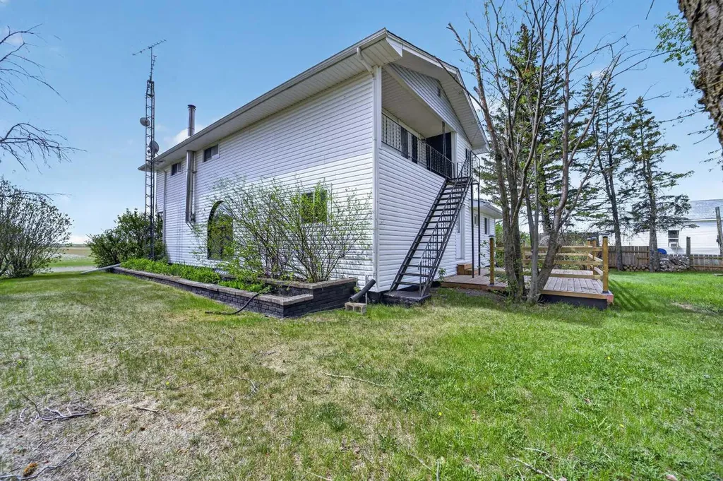 27213 Township Road 333 Rural Mountain View County AB T4H 4A2