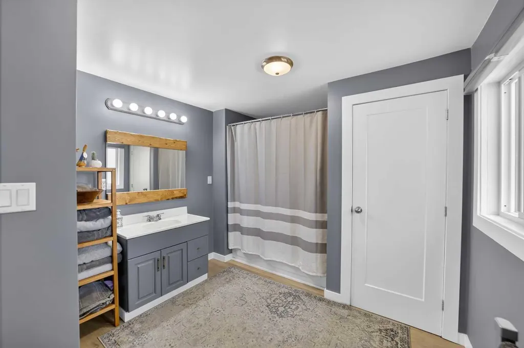 27213 Township Road 333 Rural Mountain View County AB T4H 4A2