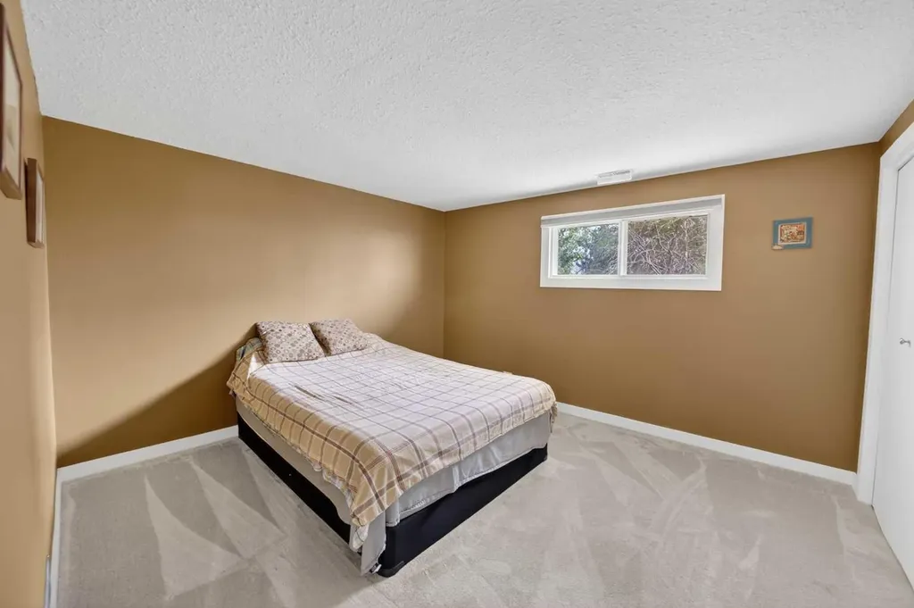 27213 Township Road 333 Rural Mountain View County AB T4H 4A2