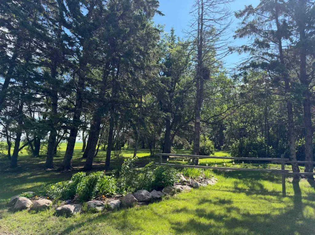 27213 Township Road 333 Rural Mountain View County AB T4H 4A2