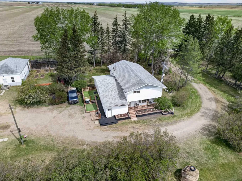 27213 Township Road 333 Rural Mountain View County AB T4H 4A2