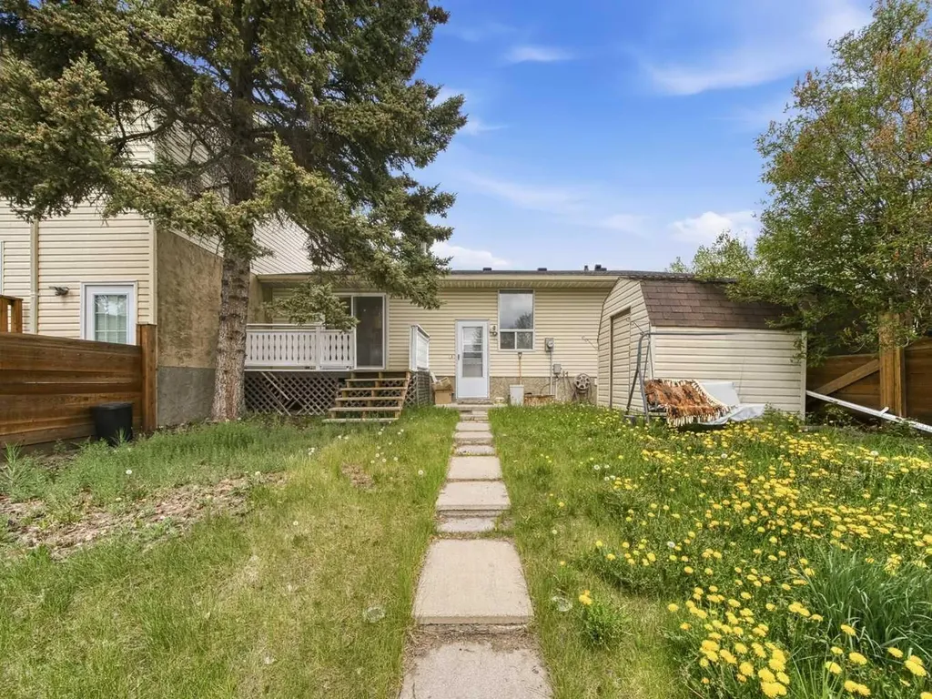 6506 Ranchview Drive NW Calgary AB T3G 1A1