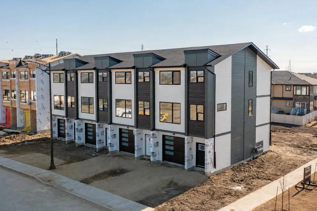 57 Lavelle Close Red Deer AB T4R 0V7