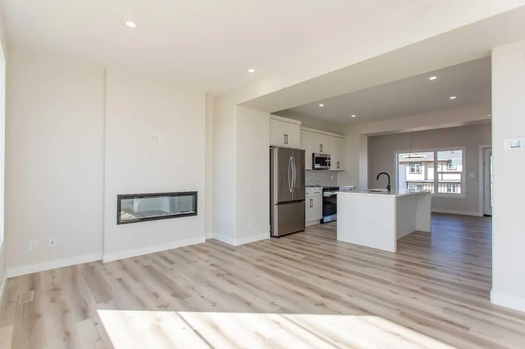 57 Lavelle Close Red Deer AB T4R 0V7