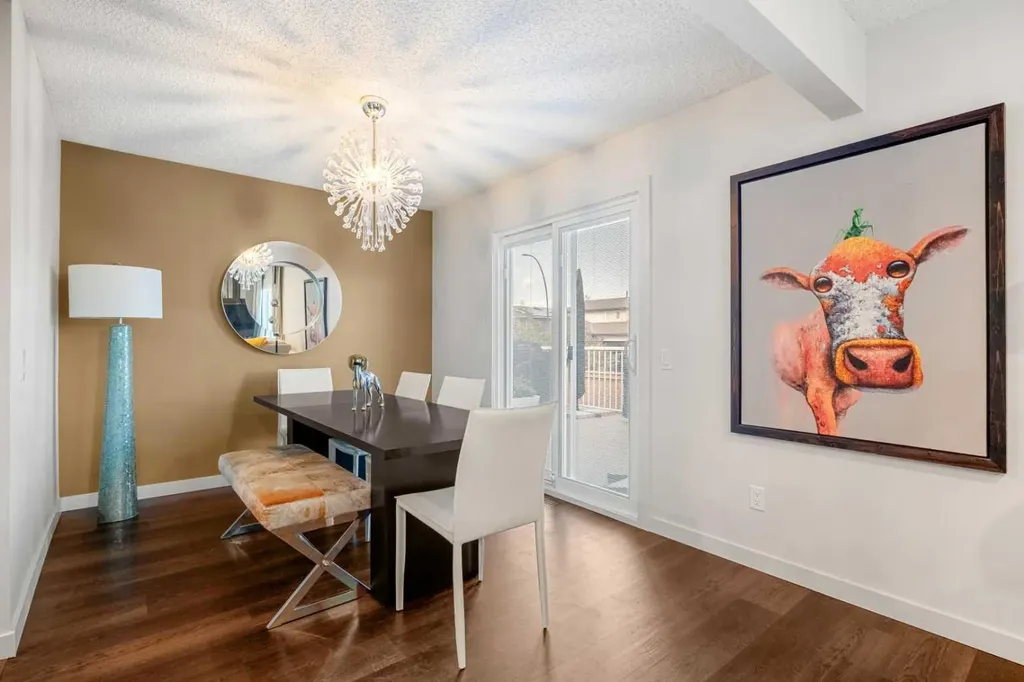 263 Silvergrove Place NW Calgary AB T3B 4T5