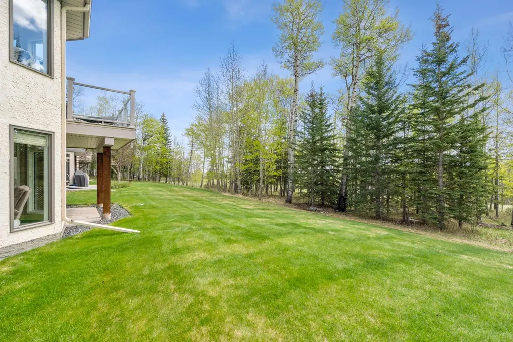 22 Sunset Way Priddis Greens AB T0L 1W3