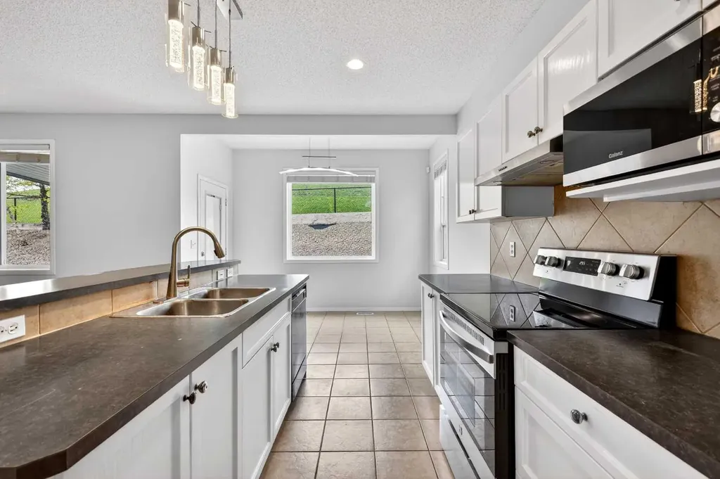 53 Royal Birch Way NW Calgary AB T3G5X8