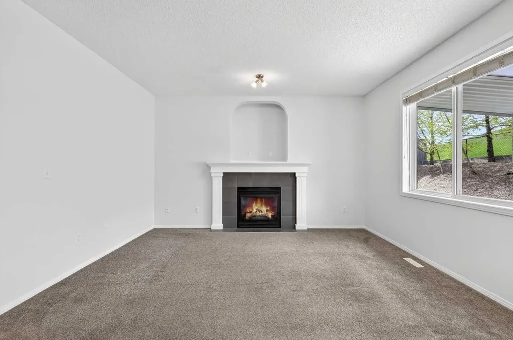 53 Royal Birch Way NW Calgary AB T3G5X8