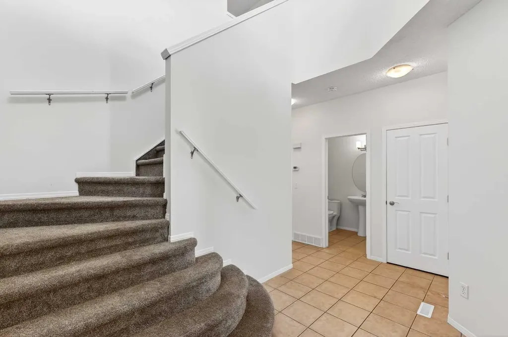 53 Royal Birch Way NW Calgary AB T3G5X8