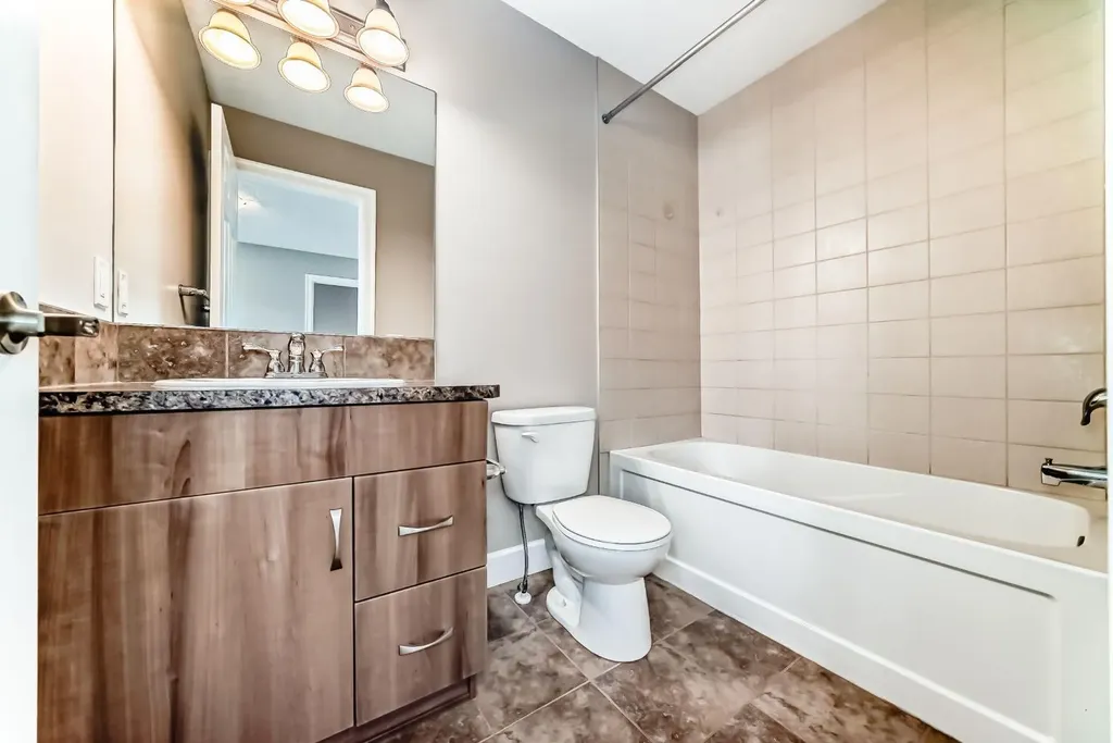 553 Windstone Common SW Airdrie AB T4B 3T3