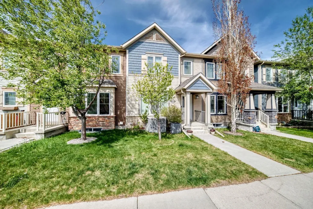 553 Windstone Common SW Airdrie AB T4B 3T3