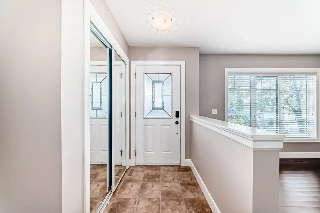 553 Windstone Common SW Airdrie AB T4B 3T3