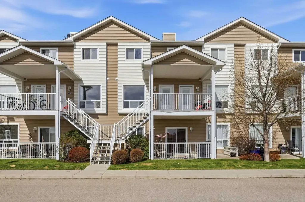 140 Sunrise Terrace NE High River AB T1V0C2