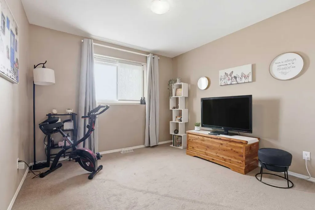 140 Sunrise Terrace NE High River AB T1V0C2