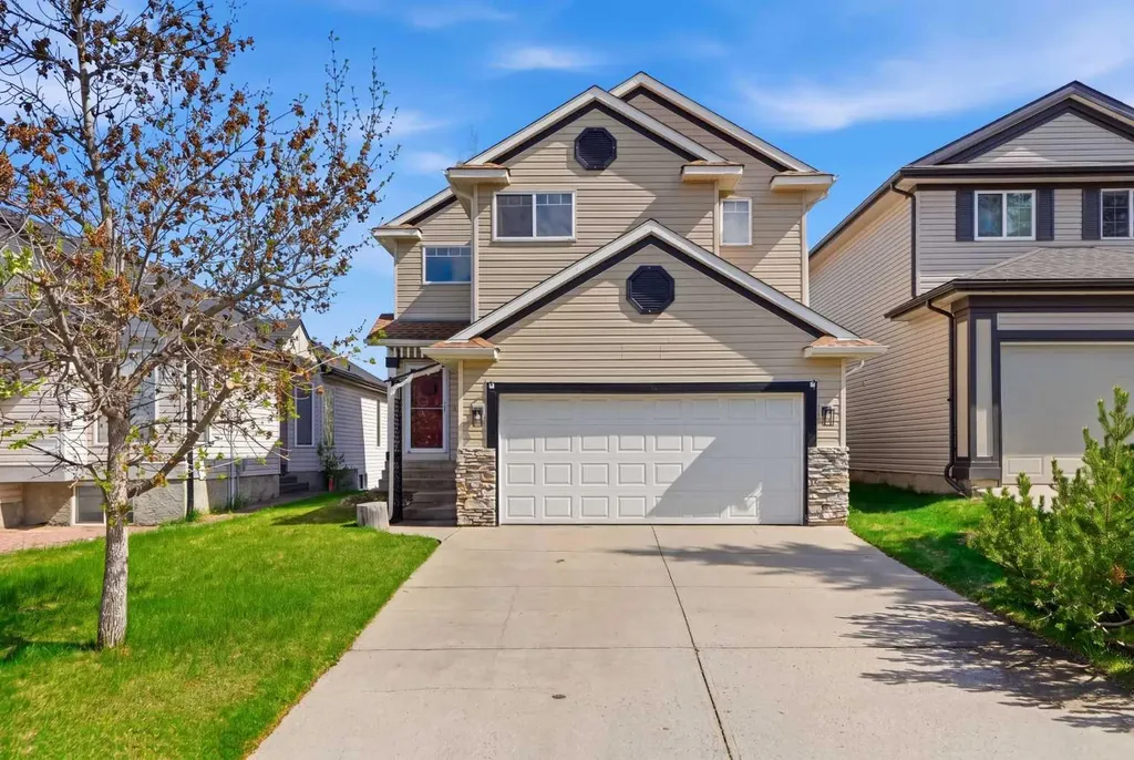 11 Somerglen Place SW Calgary AB T2Y 3L5