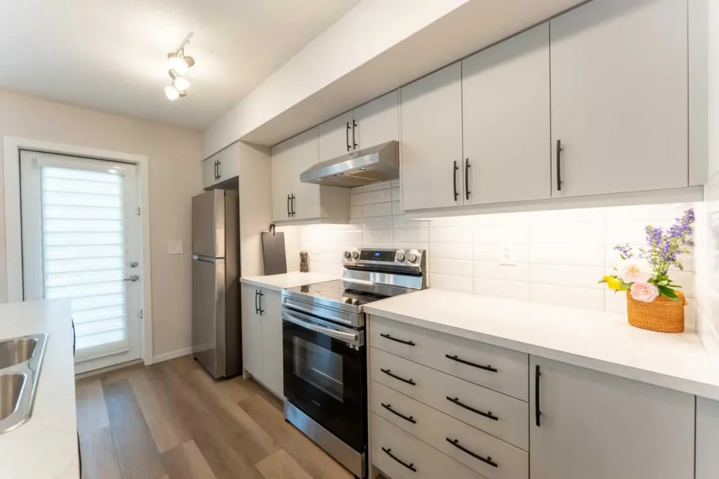 510 Windbury Place SW Airdrie AB T4B 5J5