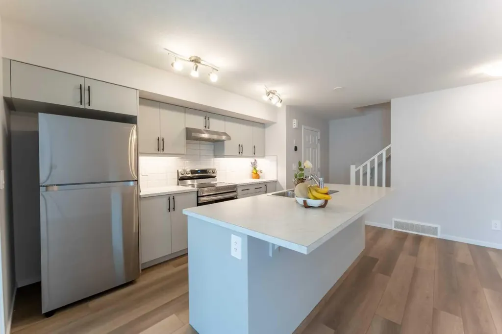 510 Windbury Place SW Airdrie AB T4B 5J5