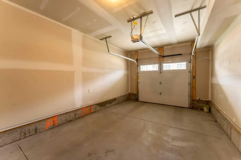 510 Windbury Place SW Airdrie AB T4B 5J5