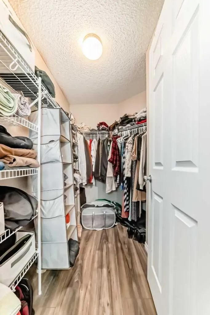 485 Cimarron Boulevard Okotoks AB T1S 0J6
