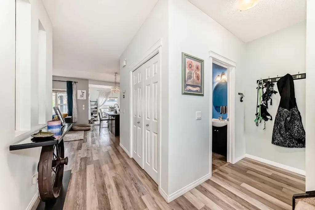 485 Cimarron Boulevard Okotoks AB T1S 0J6