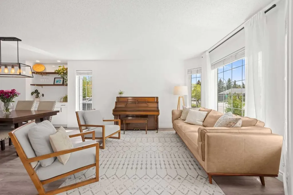 116 Cove Road Chestermere AB T1X 1E4