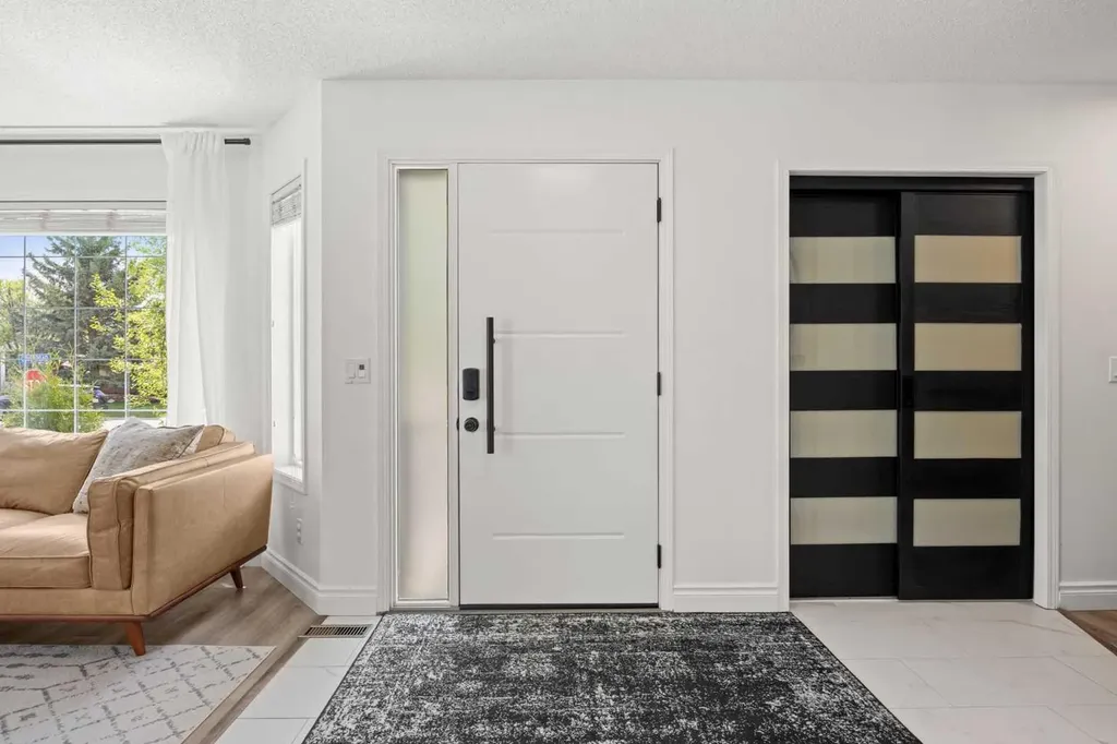 116 Cove Road Chestermere AB T1X 1E4