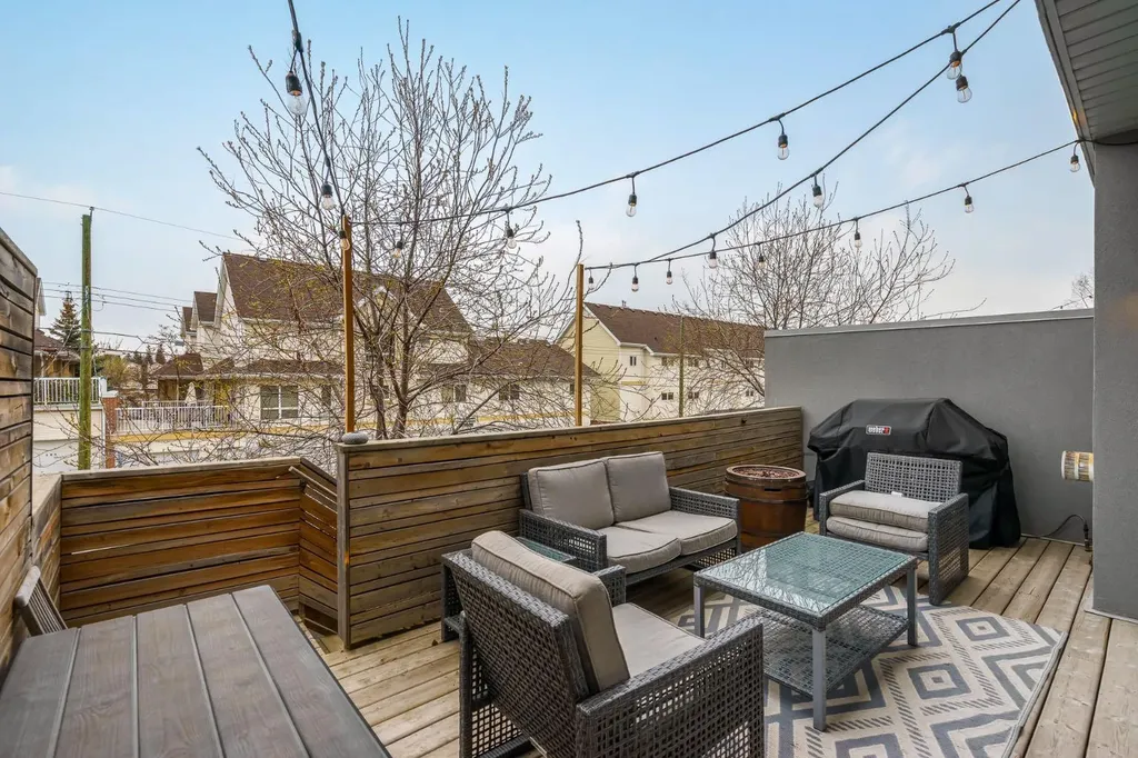 1826 37 Avenue SW Calgary AB T3E 3A3