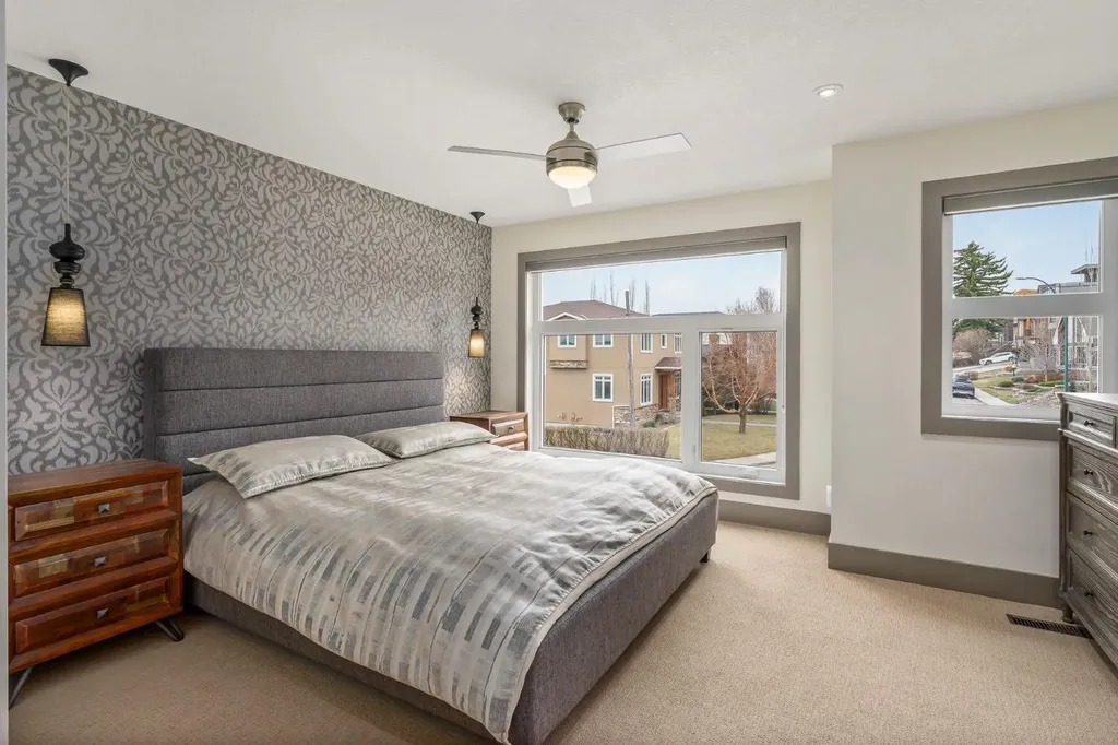 1826 37 Avenue SW Calgary AB T3E 3A3