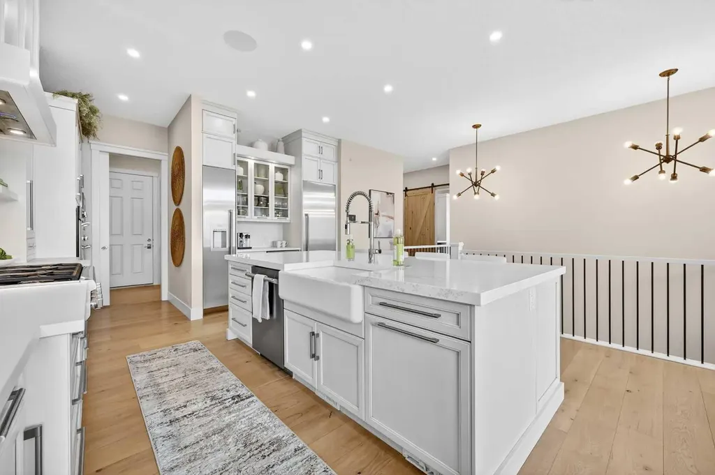 45 Cranbrook Rise SE Calgary AB T3M 2S8