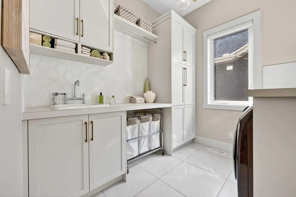 45 Cranbrook Rise SE Calgary AB T3M 2S8