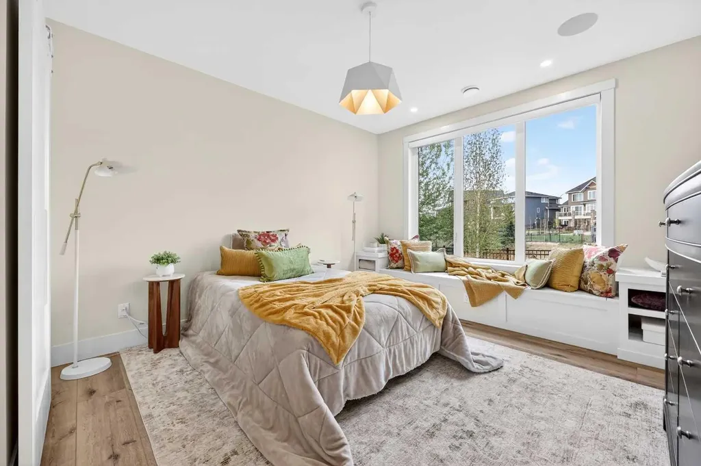 45 Cranbrook Rise SE Calgary AB T3M 2S8