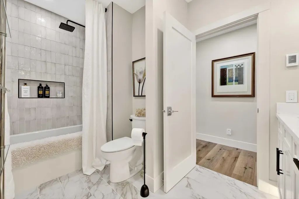 45 Cranbrook Rise SE Calgary AB T3M 2S8