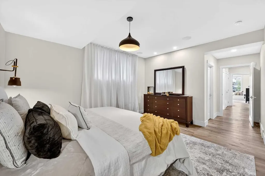 45 Cranbrook Rise SE Calgary AB T3M 2S8
