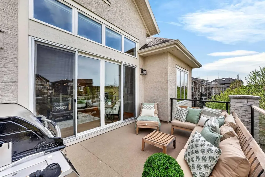45 Cranbrook Rise SE Calgary AB T3M 2S8