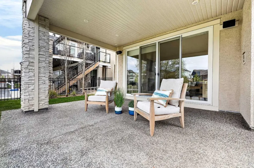 45 Cranbrook Rise SE Calgary AB T3M 2S8