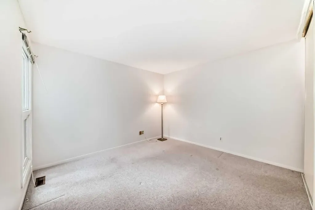 2520 Palliser Drive SW Calgary AB T2V4S9