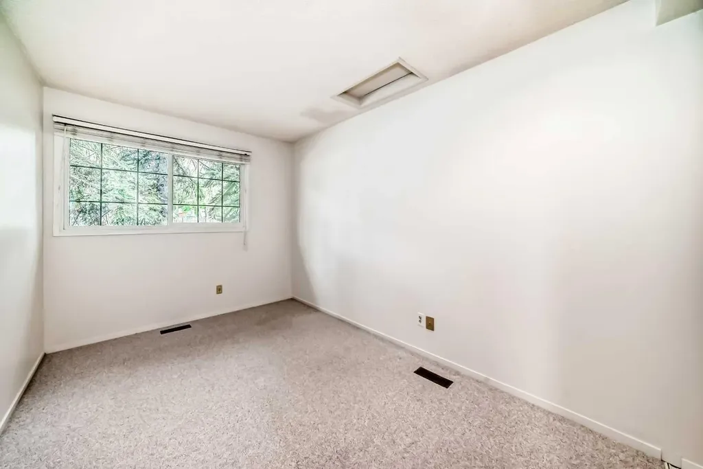 2520 Palliser Drive SW Calgary AB T2V4S9