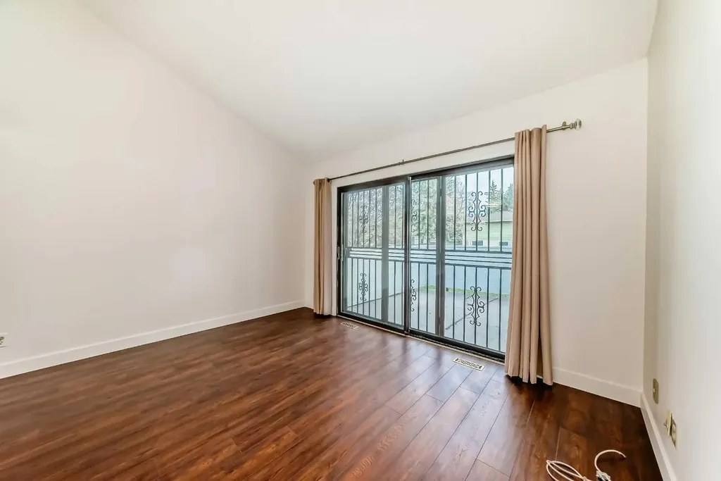 2520 Palliser Drive SW Calgary AB T2V4S9
