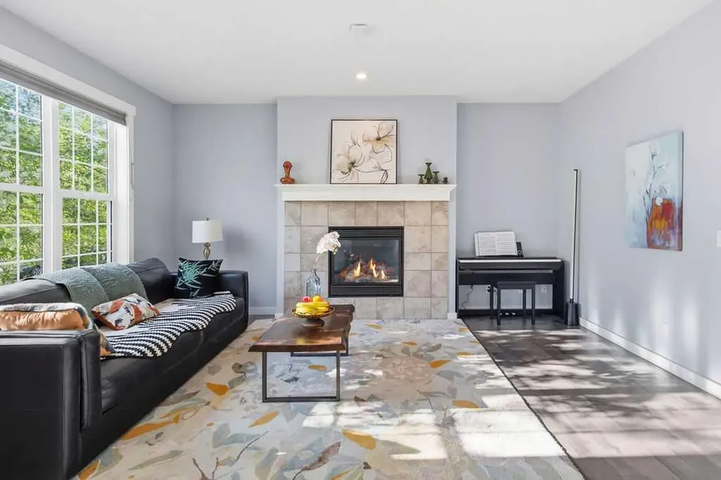 122 Ypres Green SW Calgary AB T2T 6M1